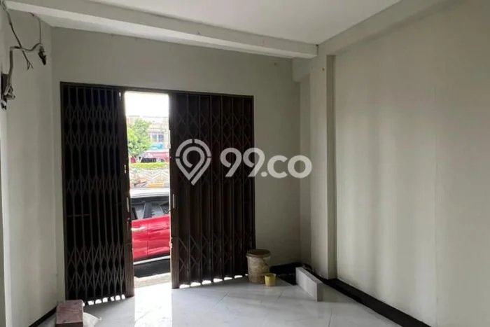 LOKASI PREMIUM! Ruko Kawasan Johar Baru, Luas 56m², Jalan Utama, Kawasan Bisnis LOKASI PREMIUM! Ruko Kawasan Johar Baru, Luas 56m², Jalan Utama, Kawasan Bisnis