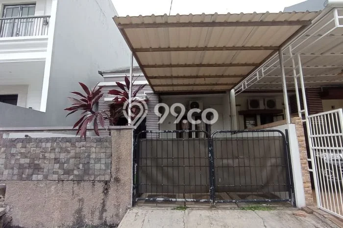 Disewakan! Rumah 2 Kamar Tidur &
2 Kamar Mandi di Alam Sutera, Tangerang Disewakan! Rumah 2 Kamar Tidur &
2 Kamar Mandi di Alam Sutera, Tangerang