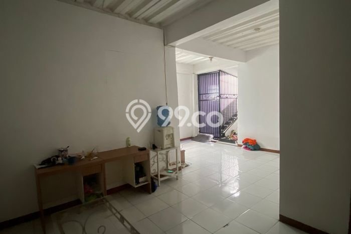 Siap Huni Rumah Mewah 5 Kamar di Cimahi Utara Dekat ke Mana Saja Siap Huni Rumah Mewah 5 Kamar di Cimahi Utara Dekat ke Mana Saja