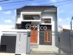 Dijual Rumah Strategis Bagus Punya 2 KT di Arcamanik Bandung SHM Dijual Rumah Strategis Bagus Punya 2 KT di Arcamanik Bandung SHM