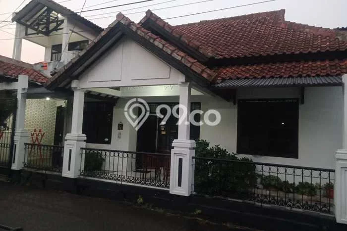 Rumah Modern 5 KT LT 172m2 di Ciwastra Rumah Modern 5 KT LT 172m2 di Ciwastra