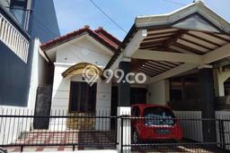 Lokasi terbaik! Rumah siap pakai disewakan di Antapani LB 100m2 Lokasi terbaik! Rumah siap pakai disewakan di Antapani LB 100m2