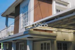 Disewakan Cepat Rumah Kondisi Bagus di Area Arcamanik, Bandung Disewakan Cepat Rumah Kondisi Bagus di Area Arcamanik, Bandung