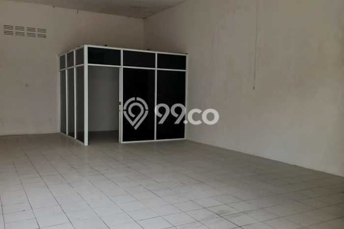 Ruko bagus disewakan di Gayamsari Semarang dengan LB 105m2 harga sewa terbaik Ruko bagus disewakan di Gayamsari Semarang dengan LB 105m2 harga sewa terbaik