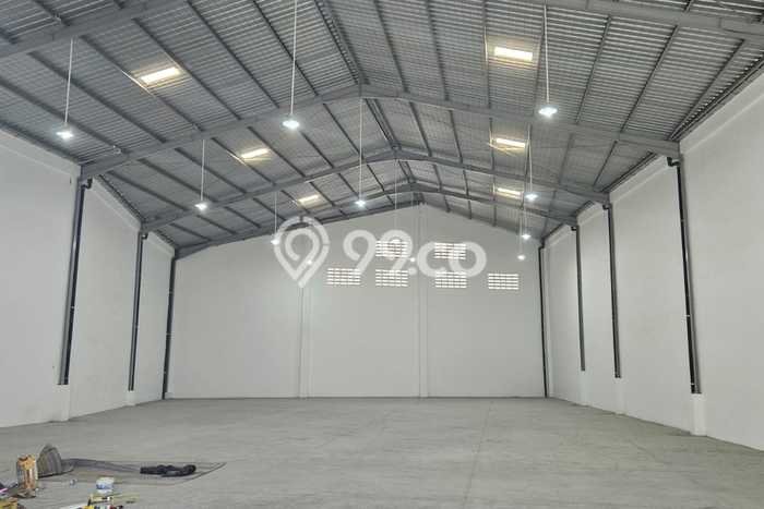 Gudang Dijual Lokasi Emas di Pedurungan Luas 500m2 Gudang Dijual Lokasi Emas di Pedurungan Luas 500m2