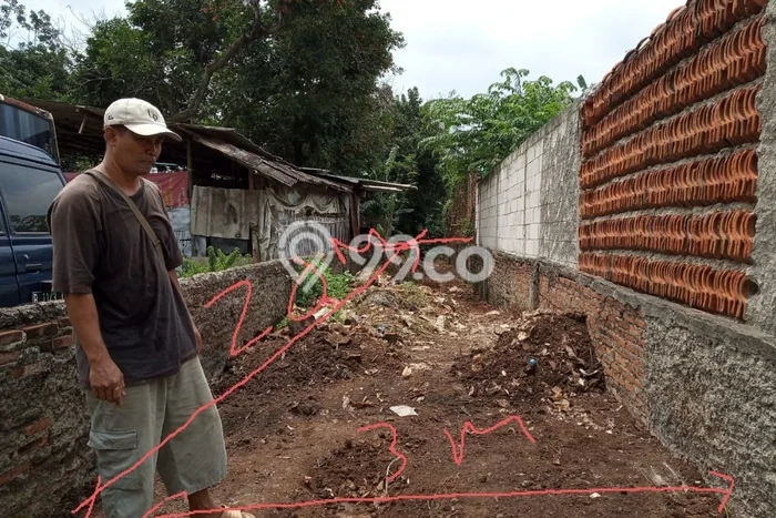 Tanah Dijual Lokasi Strategis di Bekasi dengan Luas 1000m2 Tanah Dijual Lokasi Strategis di Bekasi dengan Luas 1000m2