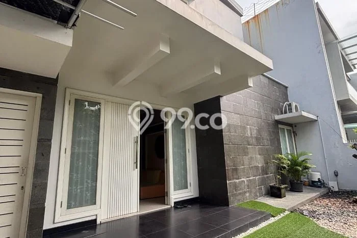 Rumah Elit LB 450m2 Siap Pakai Desain Elegan di Pakuwon Indah, Surabaya Rumah Elit LB 450m2 Siap Pakai Desain Elegan di Pakuwon Indah, Surabaya