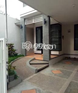 Rumah Tenang area , 2 KM, Luas 108m2m² LB 90m2m² Rumah Tenang area , 2 KM, Luas 108m2m² LB 90m2m²