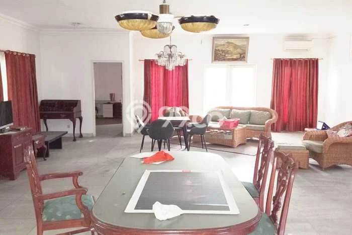 Rumah Bisa KPR LT 608m2m² di Tebet, Keamanan 24 Jam, Jakarta Selatan Rumah Bisa KPR LT 608m2m² di Tebet, Keamanan 24 Jam, Jakarta Selatan