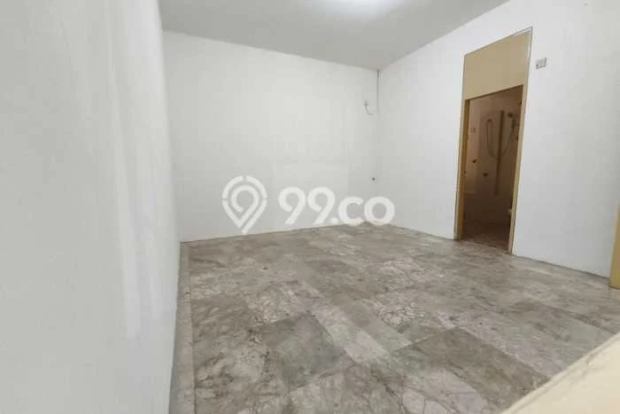 Disewakan! Rumah 3 Kamar Tidur &
2 Kamar Mandi di Intercon, Jakarta Barat Disewakan! Rumah 3 Kamar Tidur &
2 Kamar Mandi di Intercon, Jakarta Barat