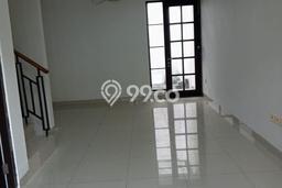 Jarang Ada! Rumah Sewa 4 Kamar Bagus Siap Huni Green Lake City Jarang Ada! Rumah Sewa 4 Kamar Bagus Siap Huni Green Lake City