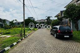Lahan Dijual Lokasi Strategis di Tangerang dengan Luas 200m2 Lahan Dijual Lokasi Strategis di Tangerang dengan Luas 200m2