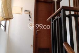 Sewa cepat rumah minimalis lokasi strategis 3 Kamar di Green Lake City, Jakarta Barat Sewa cepat rumah minimalis lokasi strategis 3 Kamar di Green Lake City, Jakarta Barat
