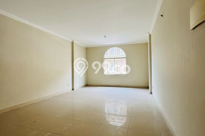 Ruko Dijual di Prime Area Jakarta Barat Luas 237m2 Ruko Dijual di Prime Area Jakarta Barat Luas 237m2