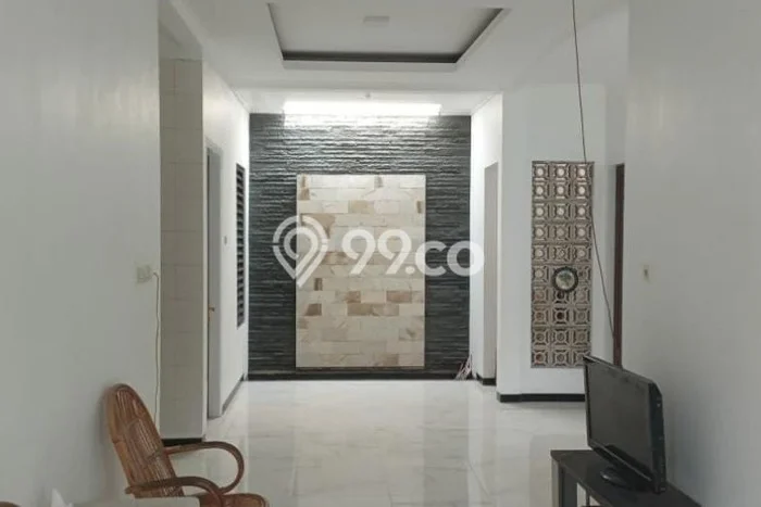 Dijual Cepat Rumah Bagus Siap Huni LB 90m2 di Wiyung, Surabaya Dijual Cepat Rumah Bagus Siap Huni LB 90m2 di Wiyung, Surabaya
