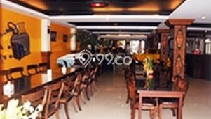 RARE UNIT! Rumah di Wiyung, 0 KM, Pemandangan Indah, Luas 1085m2m² LB 2000m2m² RARE UNIT! Rumah di Wiyung, 0 KM, Pemandangan Indah, Luas 1085m2m² LB 2000m2m²