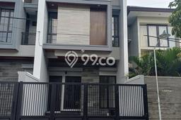 For Sale Rumah Mewah Exclusive di Sukolilo, Surabaya For Sale Rumah Mewah Exclusive di Sukolilo, Surabaya