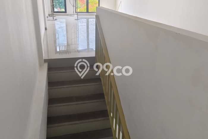 Ruko Dijual di Tambaksari LT 90m2, LB 202m2 Solusi Investasi Cerdas Ruko Dijual di Tambaksari LT 90m2, LB 202m2 Solusi Investasi Cerdas