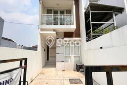 Hunian Cantik Minimalis Lb 140m2 di Kelapa Gading, Jakarta Utara Hunian Cantik Minimalis Lb 140m2 di Kelapa Gading, Jakarta Utara