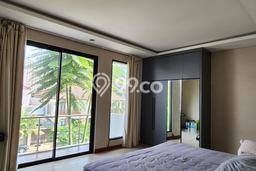 Hunian Mewah LB 440m2 Siap Pakai Desain Elegan di Cinere, Jakarta Selatan Hunian Mewah LB 440m2 Siap Pakai Desain Elegan di Cinere, Jakarta Selatan