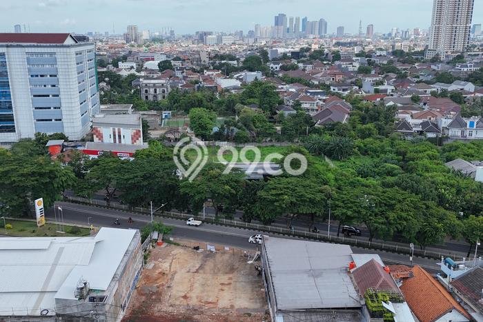 Tanah Investasi Dijual di Jakarta Selatan Punya Luas 926m2 Tanah Investasi Dijual di Jakarta Selatan Punya Luas 926m2