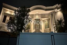 Dijual Rumah Mewah Megah Dengan View Eksklusif di Pantai Mutiara, Jakarta Utara Dijual Rumah Mewah Megah Dengan View Eksklusif di Pantai Mutiara, Jakarta Utara