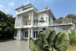 FOR SALE! Vila di , Area 968m2m², Dekat ke Fasilitas Umum FOR SALE! Vila di , Area 968m2m², Dekat ke Fasilitas Umum