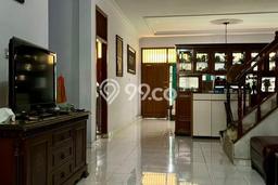 Ready to Use! Premium House LT 348m2 Desain Modern di Setiabudi Ready to Use! Premium House LT 348m2 Desain Modern di Setiabudi