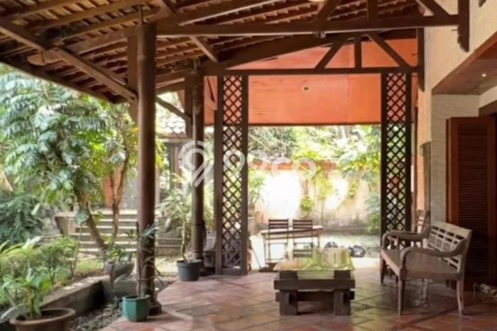 For Sale Rumah Mewah Exclusive di Ciputat Timur, Tangerang Selatan For Sale Rumah Mewah Exclusive di Ciputat Timur, Tangerang Selatan