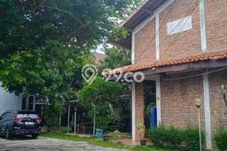 Rumah Elit Modern Tanpa Renovasi di Terogong Jakarta Selatan Rumah Elit Modern Tanpa Renovasi di Terogong Jakarta Selatan