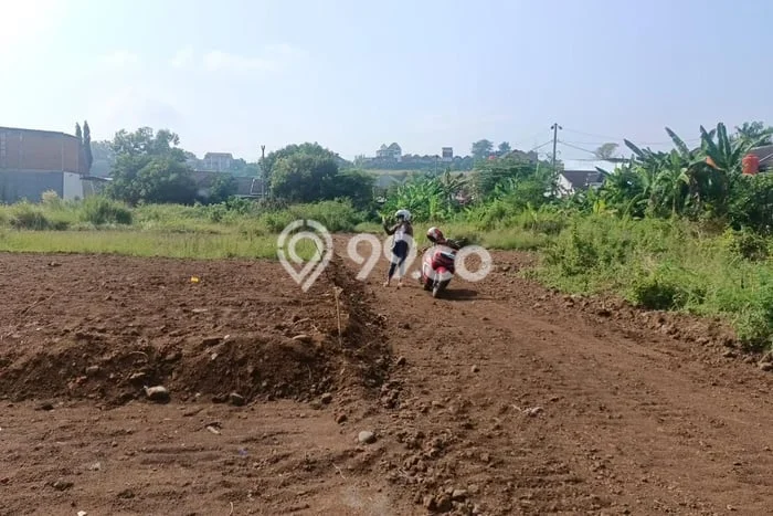 Tanah Siap Bangun Dijual di Semarang Punya Luas 70m2 Tanah Siap Bangun Dijual di Semarang Punya Luas 70m2
