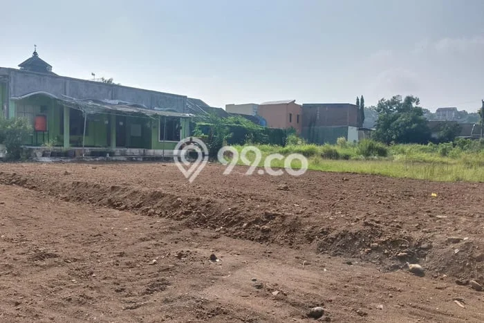 Tanah Siap Bangun Dijual di Semarang Punya Luas 70m2 Tanah Siap Bangun Dijual di Semarang Punya Luas 70m2