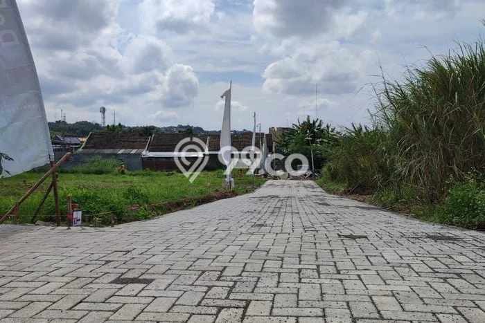 Kavling Tanah untuk Dijual di Sendangmulyo, Semarang, Luas 140m2 Kavling Tanah untuk Dijual di Sendangmulyo, Semarang, Luas 140m2