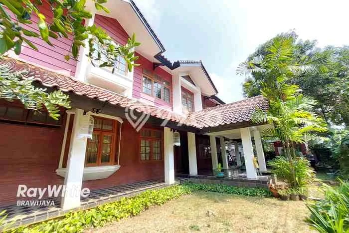 Rumah Luxury Modern Siap Huni di Lebak Bulus Jakarta Selatan Rumah Luxury Modern Siap Huni di Lebak Bulus Jakarta Selatan
