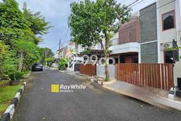 Rumah Mewah LB 300m2 Siap Huni Desain Elegan di Lebak Bulus, Jakarta Selatan Rumah Mewah LB 300m2 Siap Huni Desain Elegan di Lebak Bulus, Jakarta Selatan