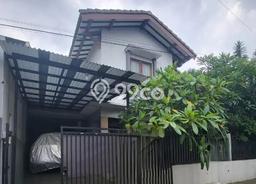 Rumah Elit LB 180m2 Siap Pakai Desain Elegan di Bintaro, Jakarta Selatan Rumah Elit LB 180m2 Siap Pakai Desain Elegan di Bintaro, Jakarta Selatan