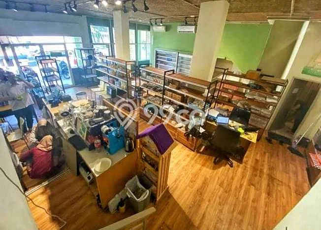 Ruko untuk Disewa di Pusat Jakarta Selatan Luas Bangunan 350m2 Ruko untuk Disewa di Pusat Jakarta Selatan Luas Bangunan 350m2