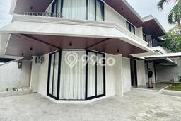 Hunian Elit LB 345m2 Siap Huni Desain Elegan di Pondok Indah, Jakarta Selatan Hunian Elit LB 345m2 Siap Huni Desain Elegan di Pondok Indah, Jakarta Selatan