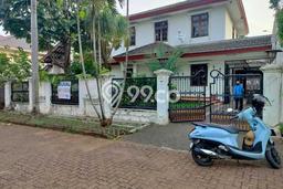 For Sale! Luxury House LT 553m2 Desain Modern di Lebak Bulus For Sale! Luxury House LT 553m2 Desain Modern di Lebak Bulus