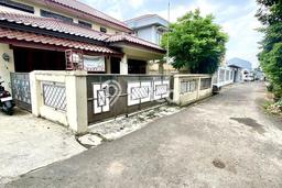 Ready to Use! Premium House LT 550m2 Desain Modern di Tanah Kusir Ready to Use! Premium House LT 550m2 Desain Modern di Tanah Kusir