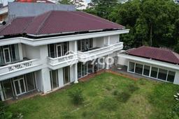 Hunian Elit LB 1800m2 Siap Pakai Desain Elegan di Pondok Indah, Jakarta Selatan Hunian Elit LB 1800m2 Siap Pakai Desain Elegan di Pondok Indah, Jakarta Selatan