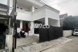 Ready to Use! Luxury House LT 180m2 Desain Elegan di Sektor 1 - Bintaro Ready to Use! Luxury House LT 180m2 Desain Elegan di Sektor 1 - Bintaro