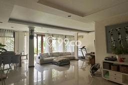 Hunian Mewah LB 300m2 Siap Pakai Desain Elegan di Veteran, Jakarta Selatan Hunian Mewah LB 300m2 Siap Pakai Desain Elegan di Veteran, Jakarta Selatan