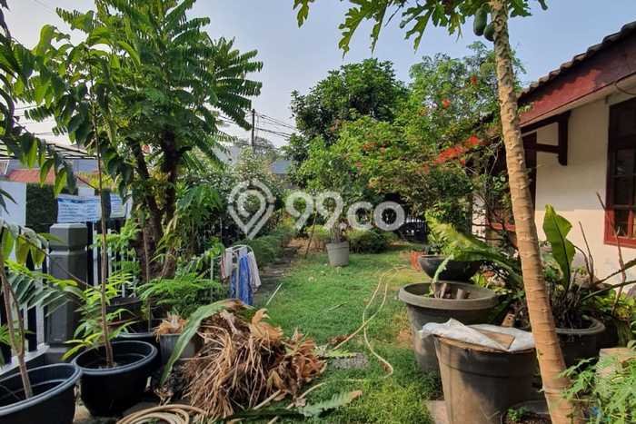 Rumah Eksklusif Dijual LT 267m2 di Kebayoran Lama, Jakarta Selatan Rumah Eksklusif Dijual LT 267m2 di Kebayoran Lama, Jakarta Selatan