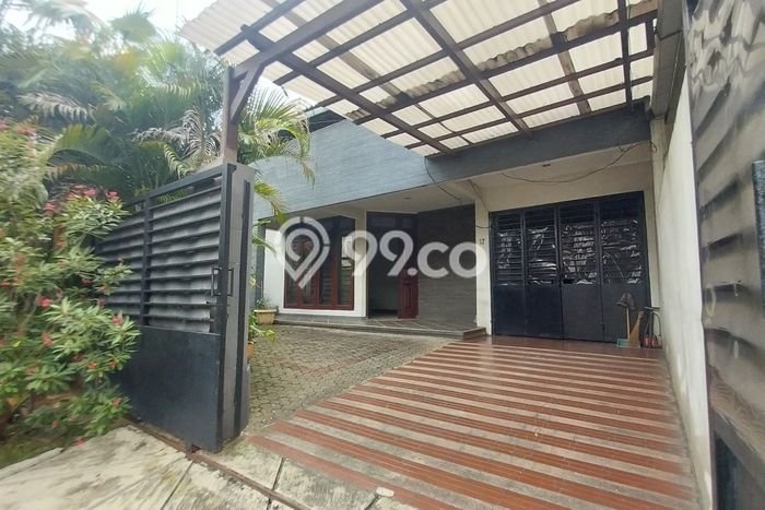 Jual Rumah Luas Megah Dengan View Eksklusif di Pondok Indah, Jakarta Selatan Jual Rumah Luas Megah Dengan View Eksklusif di Pondok Indah, Jakarta Selatan
