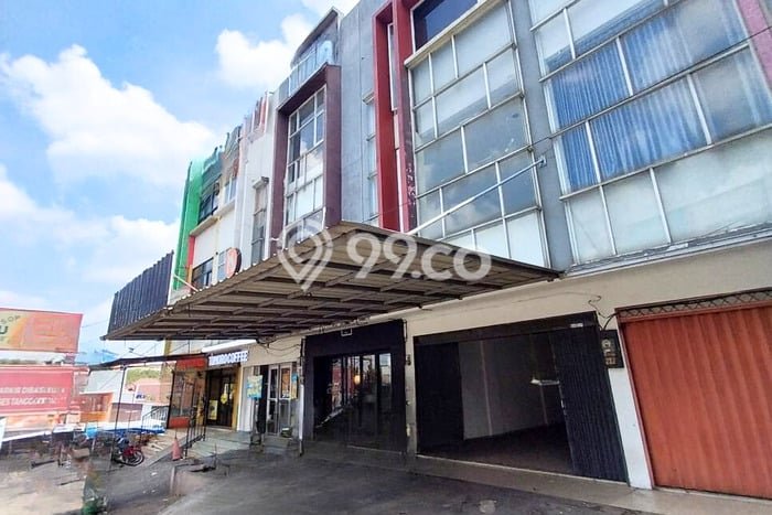 Ruko Dijual di Sawangan LT 83m2, LB 144m2 untuk Investasi Ruko Dijual di Sawangan LT 83m2, LB 144m2 untuk Investasi