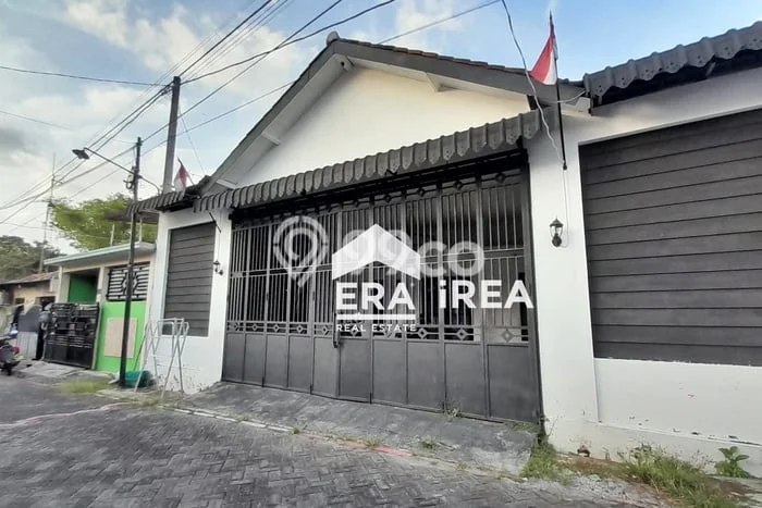 For Sale Rumah 3 Kamar Lokasi Strategis Bagus dan Strategis di Jaten For Sale Rumah 3 Kamar Lokasi Strategis Bagus dan Strategis di Jaten