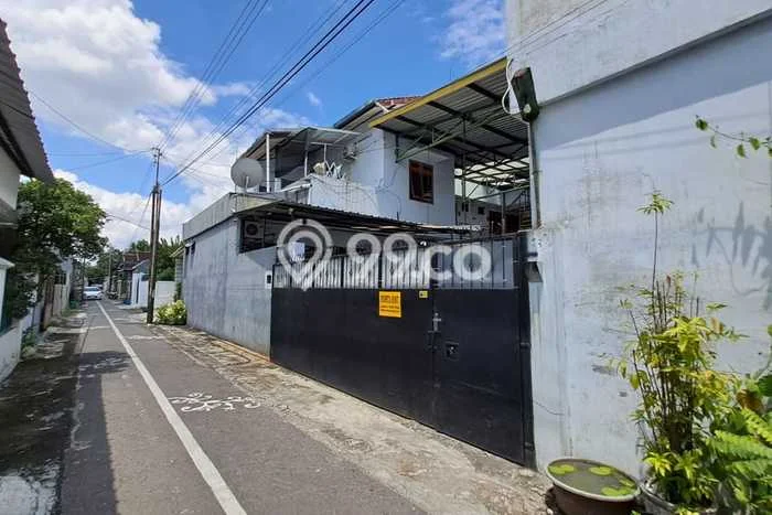 Unit Komersial Dijual di Purwosari Solo Luas Bangunan 493m2 Unit Komersial Dijual di Purwosari Solo Luas Bangunan 493m2