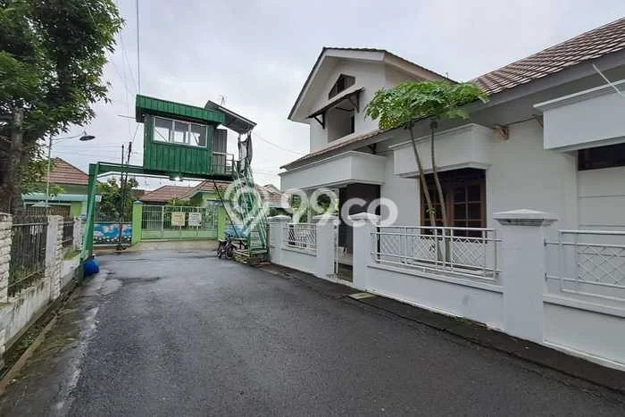 Siap Huni Rumah Mewah 5 Kamar di Colomadu Dekat ke Mana Saja Siap Huni Rumah Mewah 5 Kamar di Colomadu Dekat ke Mana Saja