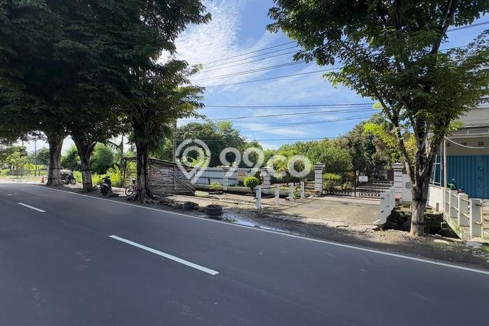 Rumah Mewah Siap Huni LT 2384m2 di Mojolaban, Sukoharjo Rumah Mewah Siap Huni LT 2384m2 di Mojolaban, Sukoharjo